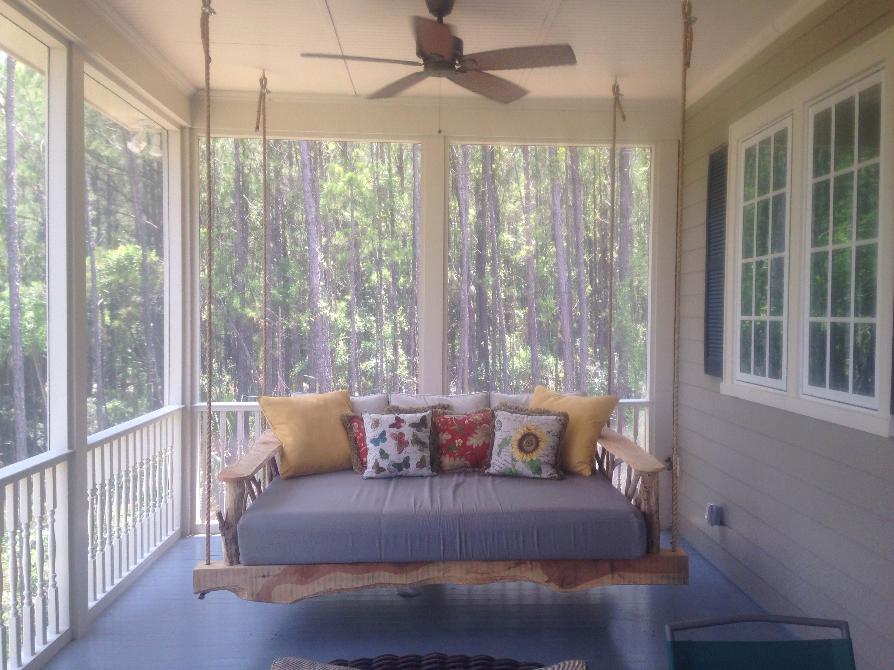 porch swing bed