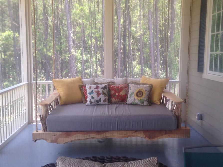 swinging bed